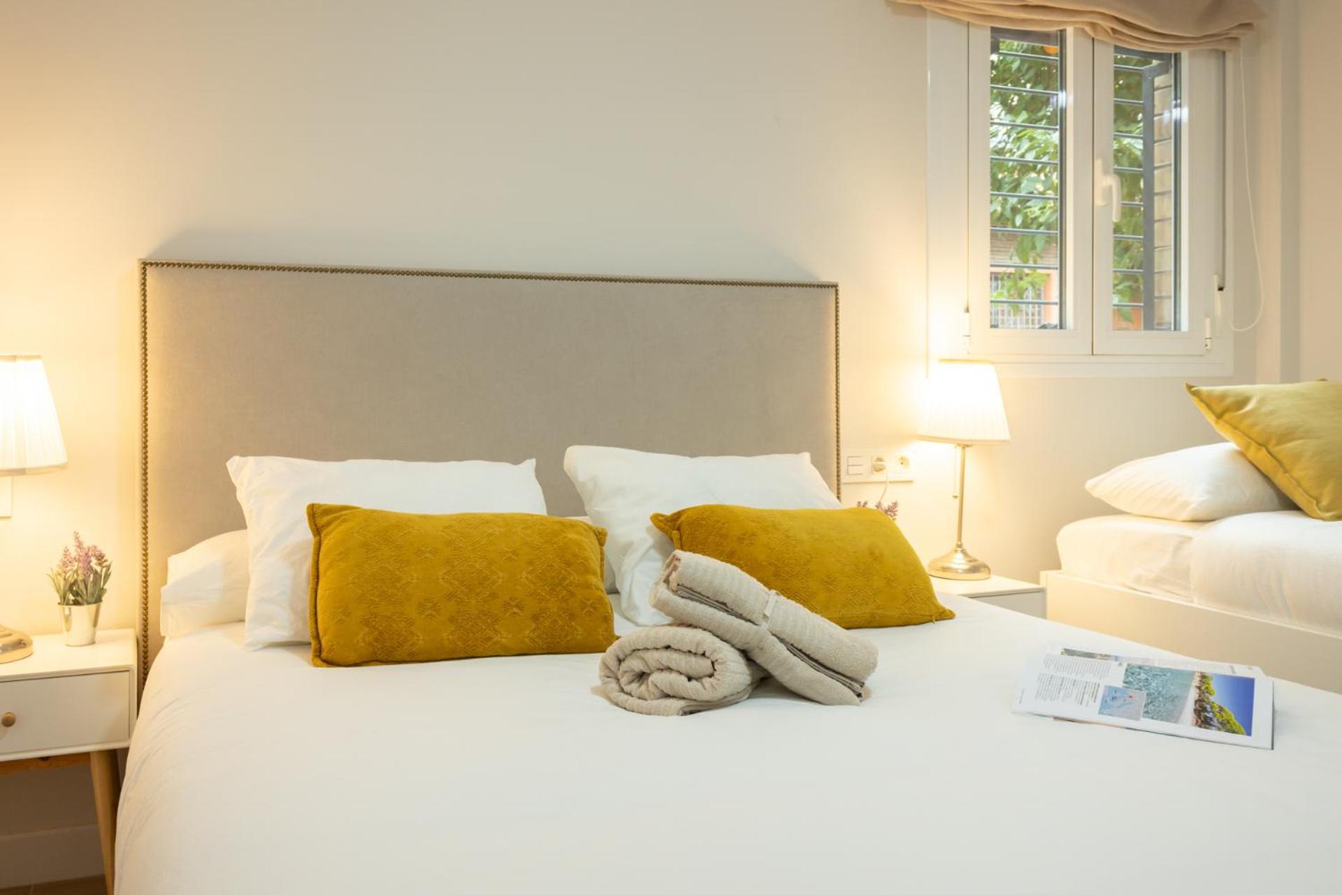 Charming Apartment With Private Patio At Plaza De Espana By Ocityzen Seville Exterior photo